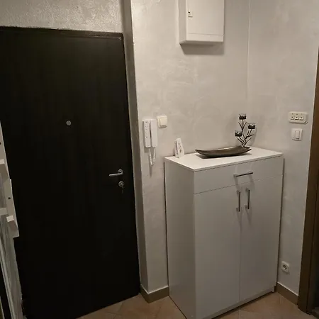 Papilon * موستار