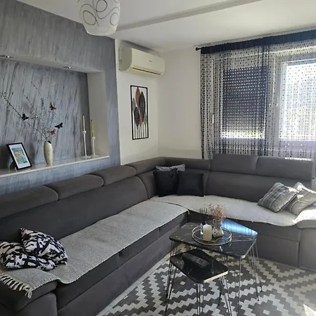 Papilon Daire Mostar